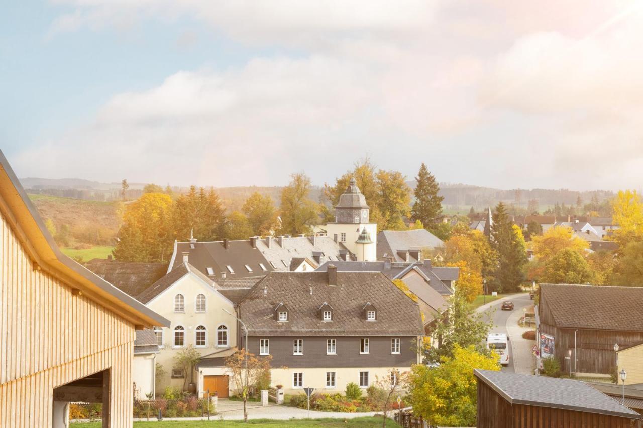 Chalet-Ferienwohnung Giebeltraum, 115 Qm, Wellness/Fitness/Sauna - Bergroedelhof Feilitzsch Buitenkant foto